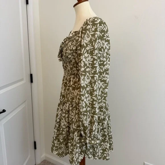 Moon River Floral Green Dress Cottage Prarie - Picture 4 of 13